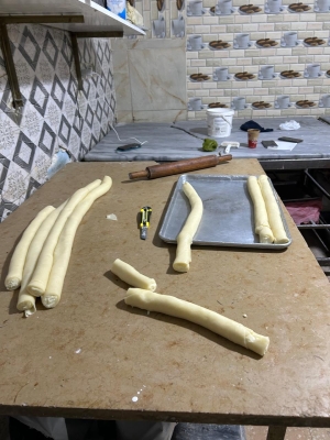 الاردن .. الغذاء والدواء تغلق مشغل حلويات مخالف