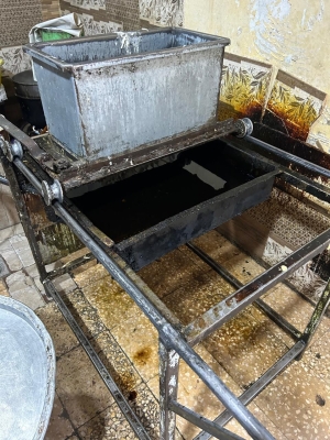 الاردن .. الغذاء والدواء تغلق مشغل حلويات مخالف