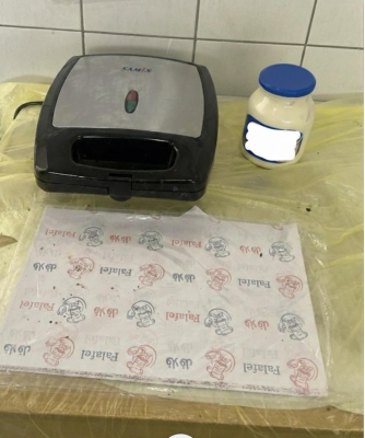 الاردن .. الغذاء والدواء تحيل مقصفًا مدرسيًا إلى الجهات القضائية المختصة - صور