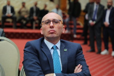 إذاعة “حياة” تضيء شمعتها الـ20.. ورئيس مجلس النواب: منبر إعلامي مجتمعي هادف