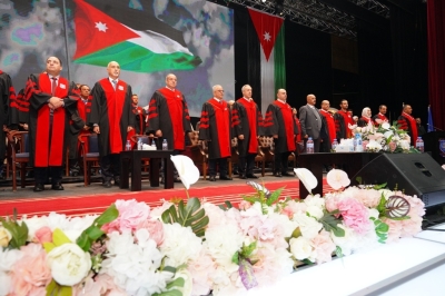 بالصور والفيديو... الكباريتي  يرعى اليوم الأول لإحتفال عمان الأهلية بتخريج طلبتها للفصل الأول من الفوج 33