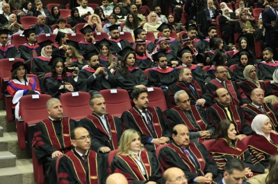 (الشرق الأوسط) تحتفي بخريجي البرامج الدولية… شراكة ارتقت بمفهوم التعليم الجامعي