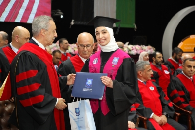 بالصور.. الكباريتي يرعى  اليوم الثاني لإحتفال عمان الاهلية بتخريج طلبة الفصل الاول من الفوج 33