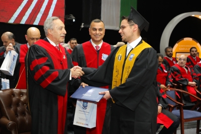 بالصور.. الكباريتي يرعى  اليوم الثاني لإحتفال عمان الاهلية بتخريج طلبة الفصل الاول من الفوج 33