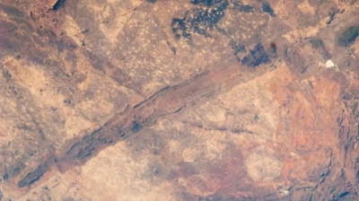 صورة فضائية تكشف الجمال الخفي لـىمعجزة جيولوجية عمرها 2.5 مليار سنة