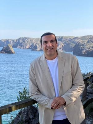 شاهد.. عمرو خالد يعرض برومو برنامجه (دليل) الذي سيذاع خلال شهر رمضان