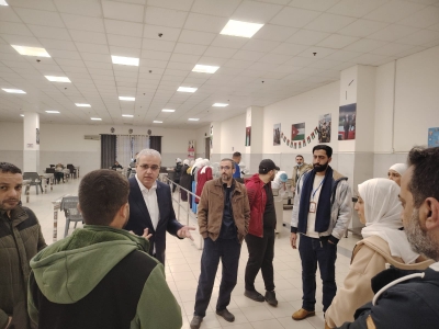 زيارة رمضانية مفاجئة… البدور يفطر مع الموظفين بالبشير - صور