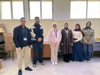 صيدلة (عمان العربية) تعزز دورها المجتمعي في خدمة أكثر من (60) مراجعاً في اليوم الطبي المجاني في عين الباشا