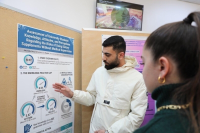 صيدلة عمان العربية تنظم عرضًا لمشاريع طلبة الصيدلة البحثية ضمن نهج التعليم القائم على المشاريع