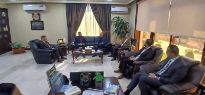 رئيس جامعة الزيتونة الأردنية يبحث تعزيز التعاون الأكاديمي والبحثي مع المركز الأردني للتصميم والتطوير