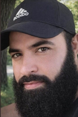  أيمن محمد غزالي، 