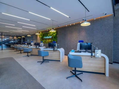 زين تفتتح معرضها الجديد كلياً في إربد - صور