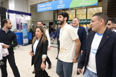 هايبرماكس الأردن توقع شراكة مع نجم المنتخب الوطني يزن النعيمات لدعم 