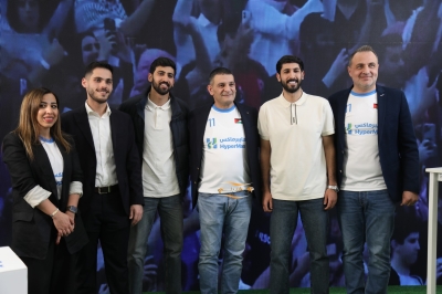 هايبرماكس الأردن توقع شراكة مع نجم المنتخب الوطني يزن النعيمات لدعم 
