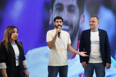 هايبرماكس الأردن توقع شراكة مع نجم المنتخب الوطني يزن النعيمات لدعم 