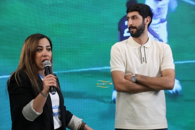 هايبرماكس الأردن توقع شراكة مع نجم المنتخب الوطني يزن النعيمات لدعم 