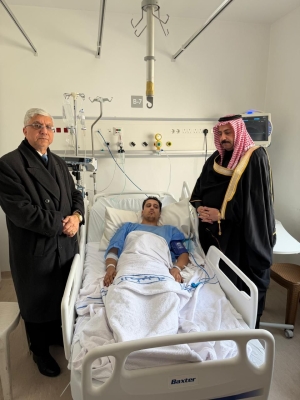 زيارة نواب حزب الاتحاد الوطني لأحد أفراد قوات مكافحة المخدرات - صور