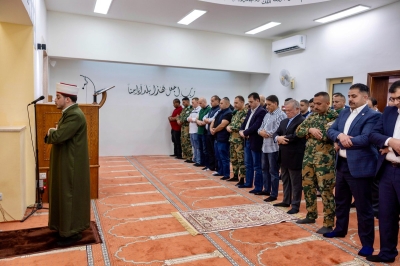 الملك يؤدّي صلاة العيد في العقبة