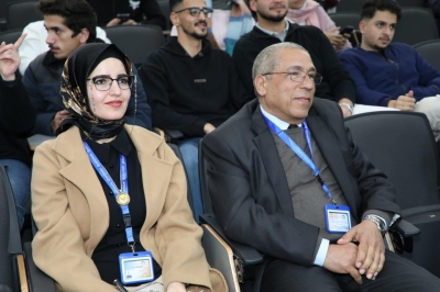 كلية الهندسة تتوج بلقب النسخة الثانية من مسابقة (بنك المعلومات) في جامعة عمان العربية