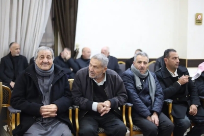 آل غنام النجار وآل عشا نسايب .. الصحفي محمد غنام طلب والنائب د. احمد عشا اعطى