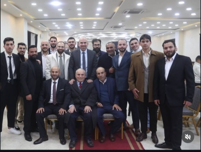 آل غنام النجار وآل عشا نسايب .. الصحفي محمد غنام طلب والنائب د. احمد عشا اعطى