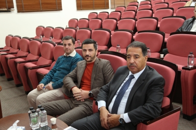 لقاء أكاديمي في كلية الأعمال بجامعة الزيتونة الأردنية يستعرض الإنجازات ويبحث سبل تطوير العملية التعليمية