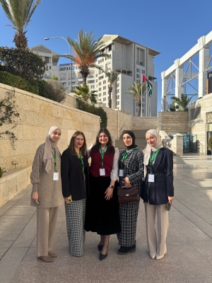 كلية الصيدلة في (عمان العربية) تمثل دورها الريادي في مؤتمر تكامل التعليم بالأردن