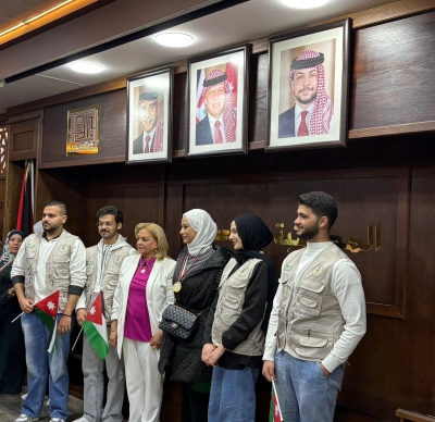 شعبة الأندية الطلابية في الزيتونة تشارك في كرنفال المحبة للقائد تأكيدًا لدورها الوطني والمجتمعي