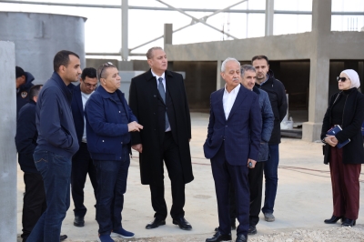 وزير البيئة يزور مصنع (معادن المدينة) ويؤكد تشجيع وتعزيز مشاريع إعادة التدوير والاقتصاد الأخضر