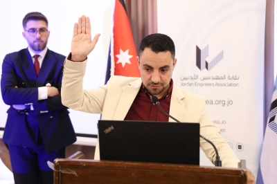 250 مهندسا ومهندسة يؤدون القسم القانوني امام نقيب المهندسين