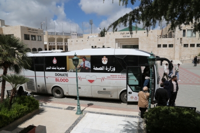 جامعة الزيتونة الأردنية تنظّم حملة للتبرع بالدم بالتعاون مع وزارة الصحة