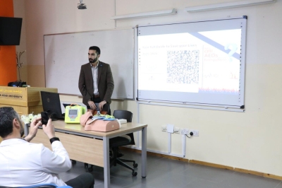 جامعة عمان العربية تعقد دورة تدريبية في الإنعاش القلبي الرئوي واستخدام جهاز (AED) بالتعاون مع شركة (ZOll) العالمية