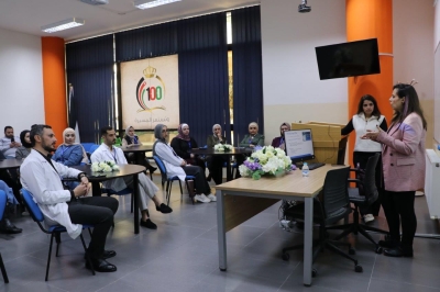 جامعة عمان العربية تعقد دورة تدريبية في الإنعاش القلبي الرئوي واستخدام جهاز (AED) بالتعاون مع شركة (ZOll) العالمية