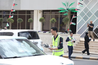 تجارة عمّان تحيي يوم العلم الأردني بمشاركة ميدانية في الشميساني