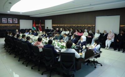 (الشرق الأوسط) تجمع برلمانات الجامعات الأردنية… وبيان طلابي يجدد الولاء في يوم العلم