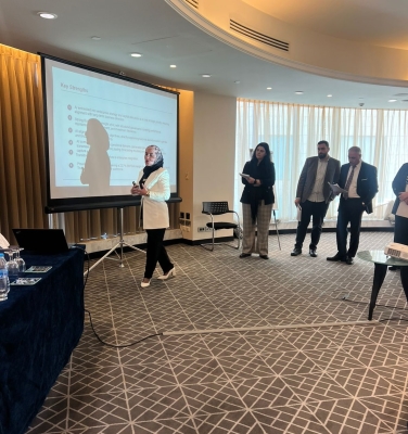 الدكتورة المومني من (عمان العربية) تحصل على شهادة مهنية في برنامج (مقيّم التميز في الذكاء الاصطناعي)