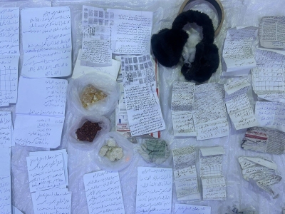 الجمارك الأردنية تحبط تهريب أعمال شعوذة داخل طرود بريدية - صور