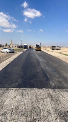 الأشغال تُنهي مشروع تأهيل طريق مدخل أم الرصاص قبل موعده المحدد