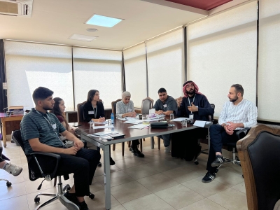 الطالبة آن من جامعة عمان العربية تختتم مشاركتها في برنامج (نشامى) لإعداد القادة الشباب بـ(80) ساعة تدريبية نوعية