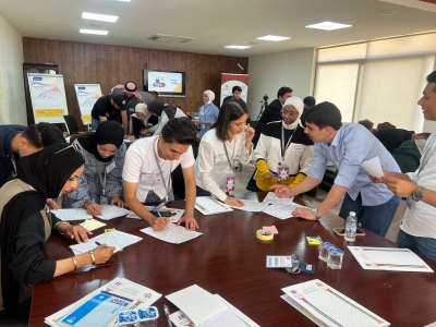 الطالبة آن من جامعة عمان العربية تختتم مشاركتها في برنامج (نشامى) لإعداد القادة الشباب بـ(80) ساعة تدريبية نوعية