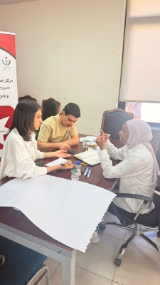 الطالبة آن من جامعة عمان العربية تختتم مشاركتها في برنامج (نشامى) لإعداد القادة الشباب بـ(80) ساعة تدريبية نوعية