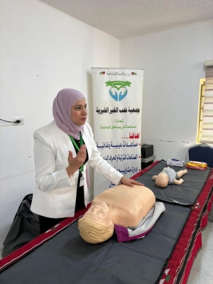 كلية التمريض في جامعة الزيتونة الأردنية تنظّم دورة تدريبية في الإسعافات الأولية لخدمة المجتمع المحلي