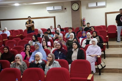 كلية الآداب في جامعة الزيتونة الأردنية تنظّم عرضاً سينمائياً باللغة الإنجليزية لتعزيز مهارات الحوار لدى الطلبة