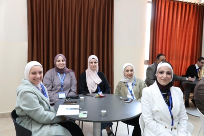 كلية الصيدلة في عمان العربية تنظّم لقاءً تشاورياً مع أرباب العمل لتعزيز مواءمة مخرجات البرامج الأكاديمية مع متطلبات سوق العمل