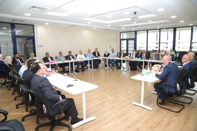 جامعة البترا تبحث آفاق الاستثمار الدوائي العربي في محاضرة لرئيس (اتحاد المنتجين)