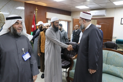 كلية الشريعة في عمان العربية تُنفذ زيارة علمية لدائرة الإفتاءلربط المعرفة النظرية بالتطبيق الميداني