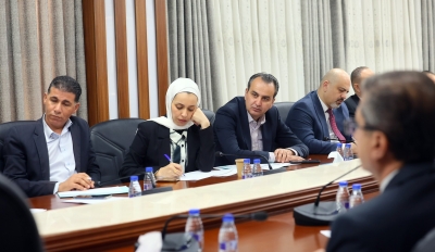 كلية تكنولوجيا المعلومات في جامعة عمان العربية تشارك في اجتماع نيابي لبحث مواءمة التخصصات التقنية مع سوق العمل