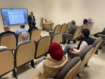 كلية التمريض في جامعة الزيتونة تنظم دورة متقدمة في تحليل تخطيط القلب لطلبة الماجستير
