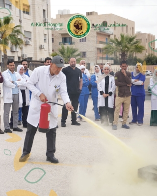 محاضرة وتجربة اخلاء وهمي في مستشفى الكندي 