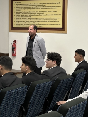 كلية العلوم وتكنولوجيا المعلومات في جامعة الزيتونة الأردنية تنظم زيارة تعريفية لطلبة المدارس